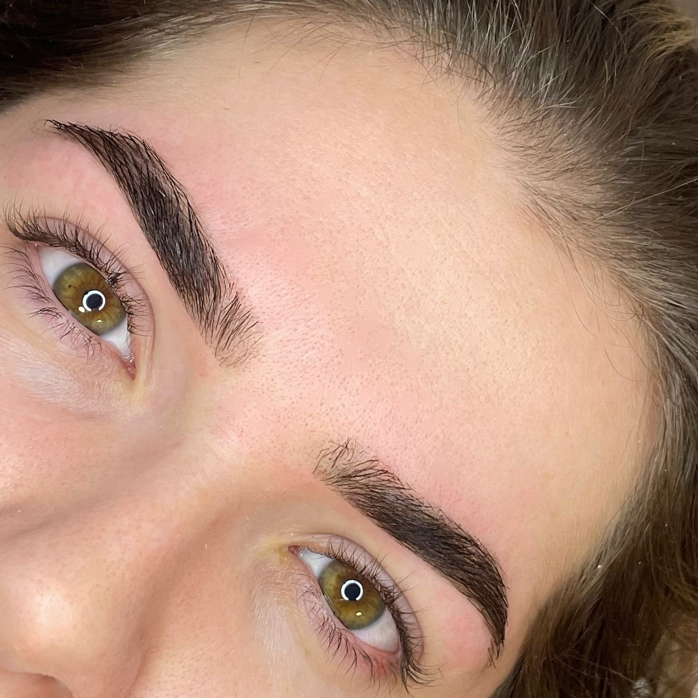 Brows By Maud, wenkbrauwbehandeling Hoorn